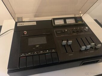 AIWA-kazetovy deck