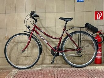 Predám dámsky bicykel.