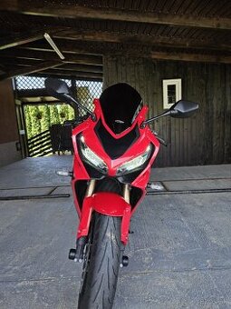 Honda cbr650r