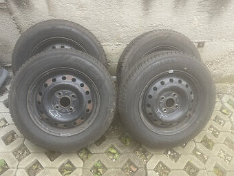 Predam zimne Yokohama 195/65r15 DOT 3120
