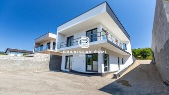 RODINNÝ DOM S NÁDHERNÝM VÝHĽADOM NIŽNÝ KLÁTOV