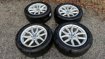 69.	BMW X5 265/50/ r19
