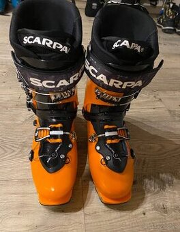 Scarpa Maestrale 2.0 12047T Orange