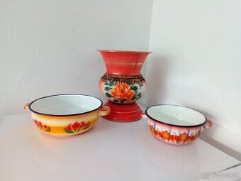 Staré, barevné, smaltované nádobí -riad smaltovaný