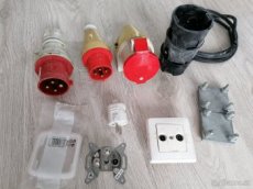 Predám koncovky na 380 WOLT+TV zásuvky... - 1