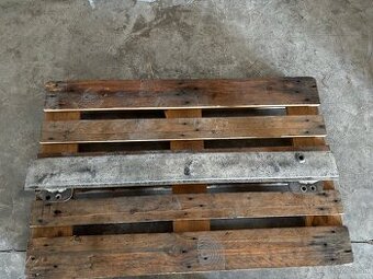 Zadná výstuha Peugeot 308 T7