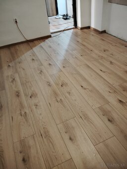 Ponúkam pokladku plávajúcej podlahy a iné