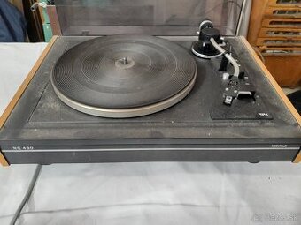 Gramofón Tesla + zosilňovač