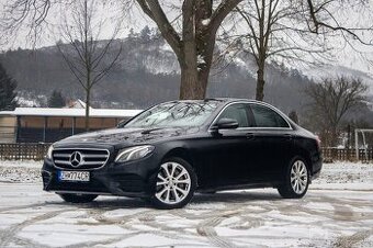 Mercedes-Benz E trieda Sedan 220 d 4MATIC