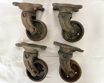 Staré liatinové otočné kolieska – sada 4 ks