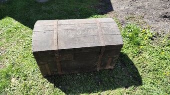 Starožitná drevená truhlica – unikátny kus histórie