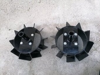 Malotraktor Železné kolesá