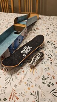 Handboard tech dech