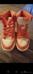 Jordan 1 Orange/White