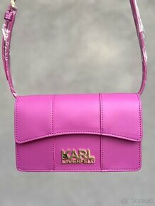 Menšia Crossbody kabelka Karl Lagerfeld - ružová