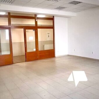 Podnájom - Obchodný priestor 48,30 m2 - Nitra, Staré mesto