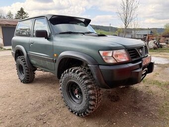 Nissan Patrol y61