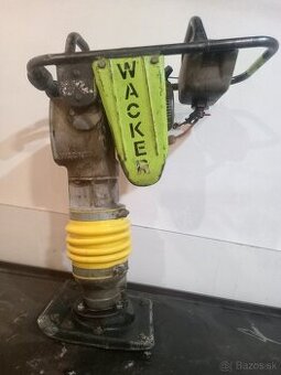 Wacker dusadlo, pech