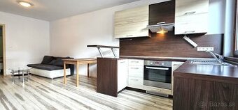 PNORF–zariadený 2i byt, 55 m2, 500,-€, balkón, Pribinova ul.