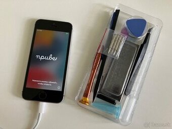 iPhone SE 2016