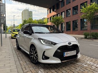 ✅Toyota Yaris 1.5 Hybrid ,Selection, 2021, 43 000km, Záruka