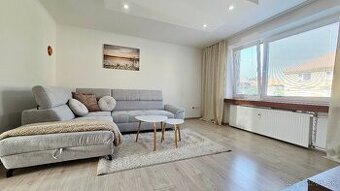 Prenájom zariadený 3. izb. byt, 75 m2, 29. augusta, Handlová