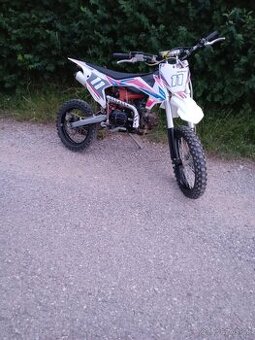 Predám pitbike 125