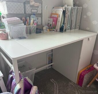 Stôl ikea
