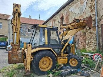 CATERPILLAR 428B 4X4