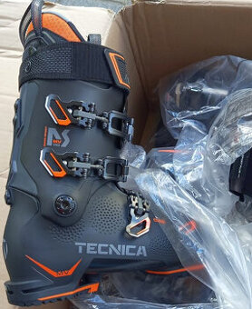 Tecnica Mach 110 MV