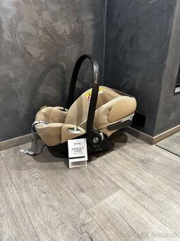 Cybex Cloud T i-Size