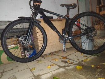 Horský bicykel 29, vzduchová vidlica rockshock
