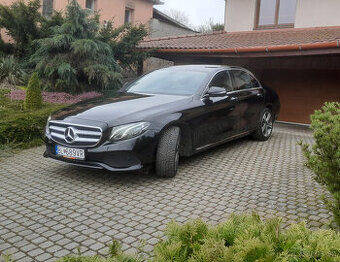 Mercedes-Benz E trieda Sedan 400d 4matic VZDUCHOVÝ PODVOZOK,