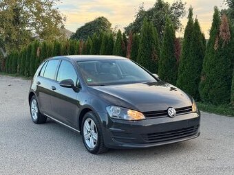 Volkswagen Golf VII 2.0 TDi 110kw Hatchback