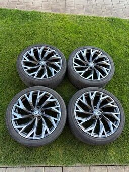 Elektrony Helix 19”