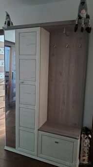 Predsieňova zostava