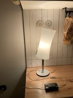 Stolova Lampa
