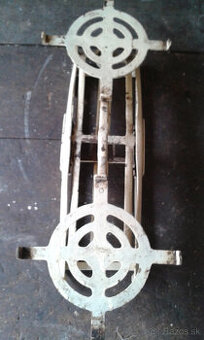 Starožitná historická váha (značka Aero 5)