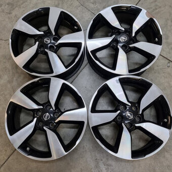 Hliníkové disky 5x114,3 R18 7J ET40