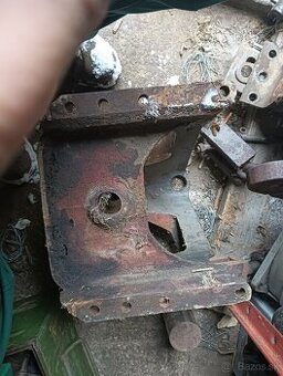 Predám prednú konzolu na Zetor super 50