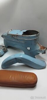 Plecharina / Kapotáž JAWA PIONIER 50 BLATNÍK,SUKŇA,MASKA,SED