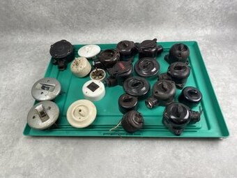 Retro elektro vypínače,zásuvky,montážne krabice bakelit ,por