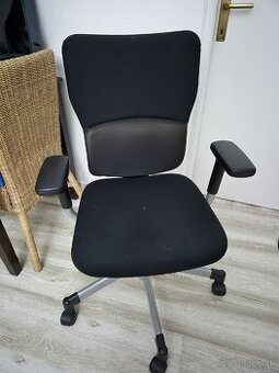 Kancelárska stolička