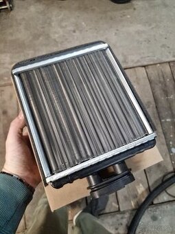 Novy radiator kurenia fabia1