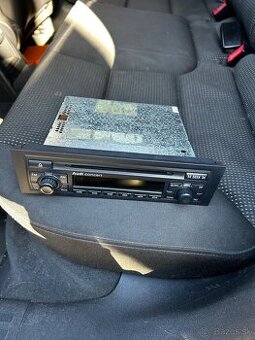 Audi radio audio