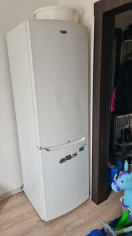 Chladnicka Whirlpool