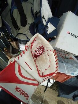 Predám lapačku a korčule