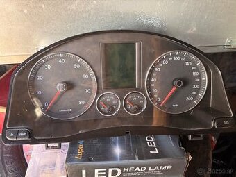 Budíky VW Golf 5 / Jetta