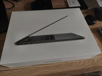 Macbook Pro 2020 i5/16GB/512GB s touchbarom