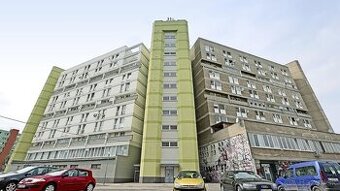 Stavbárska 40, 42